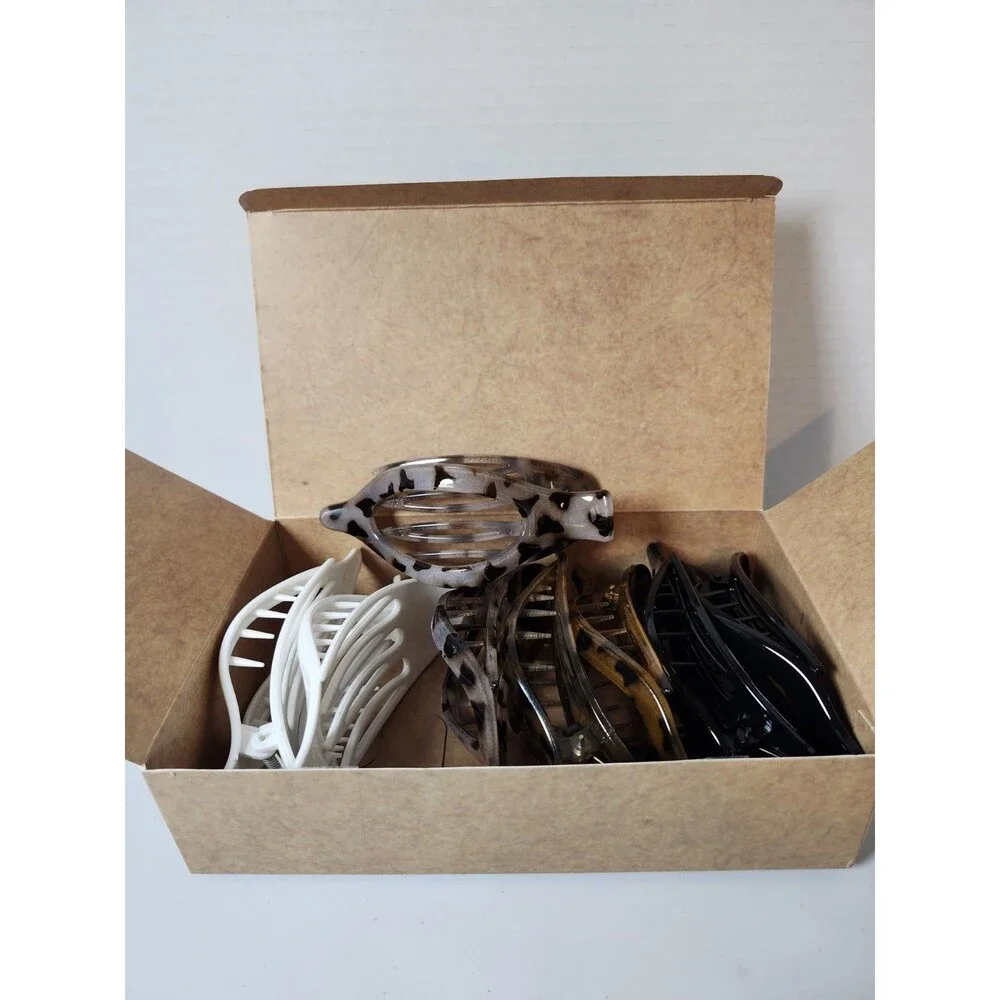 Lot Of 8 Flat Hair Claw Clips